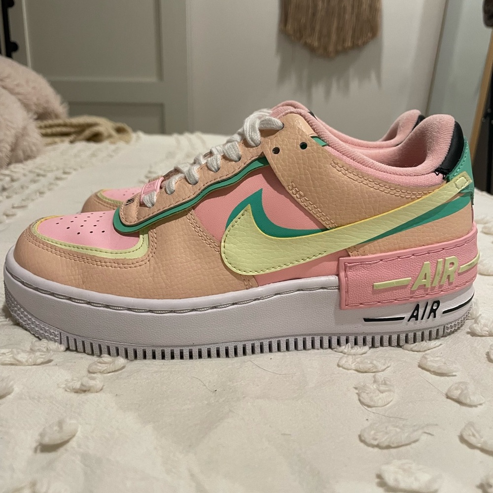 Authentic Nike AirForce1 Shadows in Arctic Punch/Barely Volt